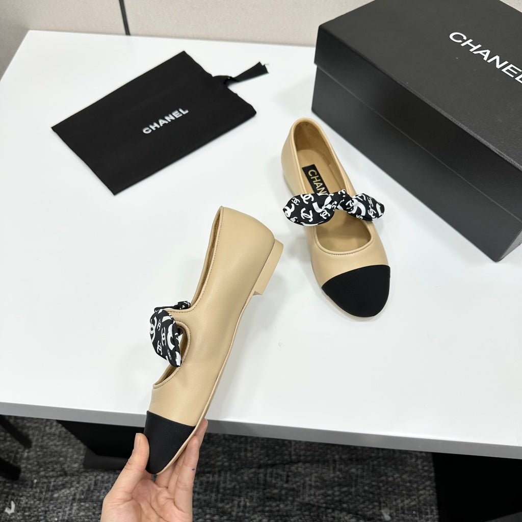 Premium Vintage-Inspired Fur Loafers