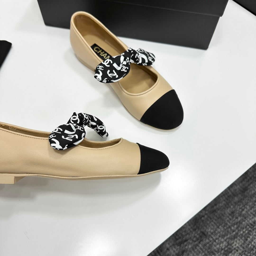 Premium Vintage-Inspired Fur Loafers
