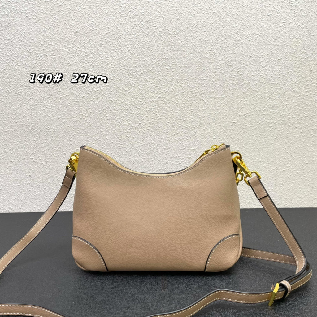 Premium Croissant-Style Shoulder Bag | New Arrival