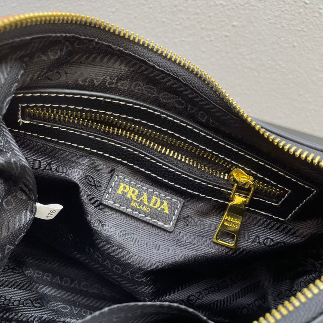 Premium Croissant-Style Shoulder Bag | New Arrival
