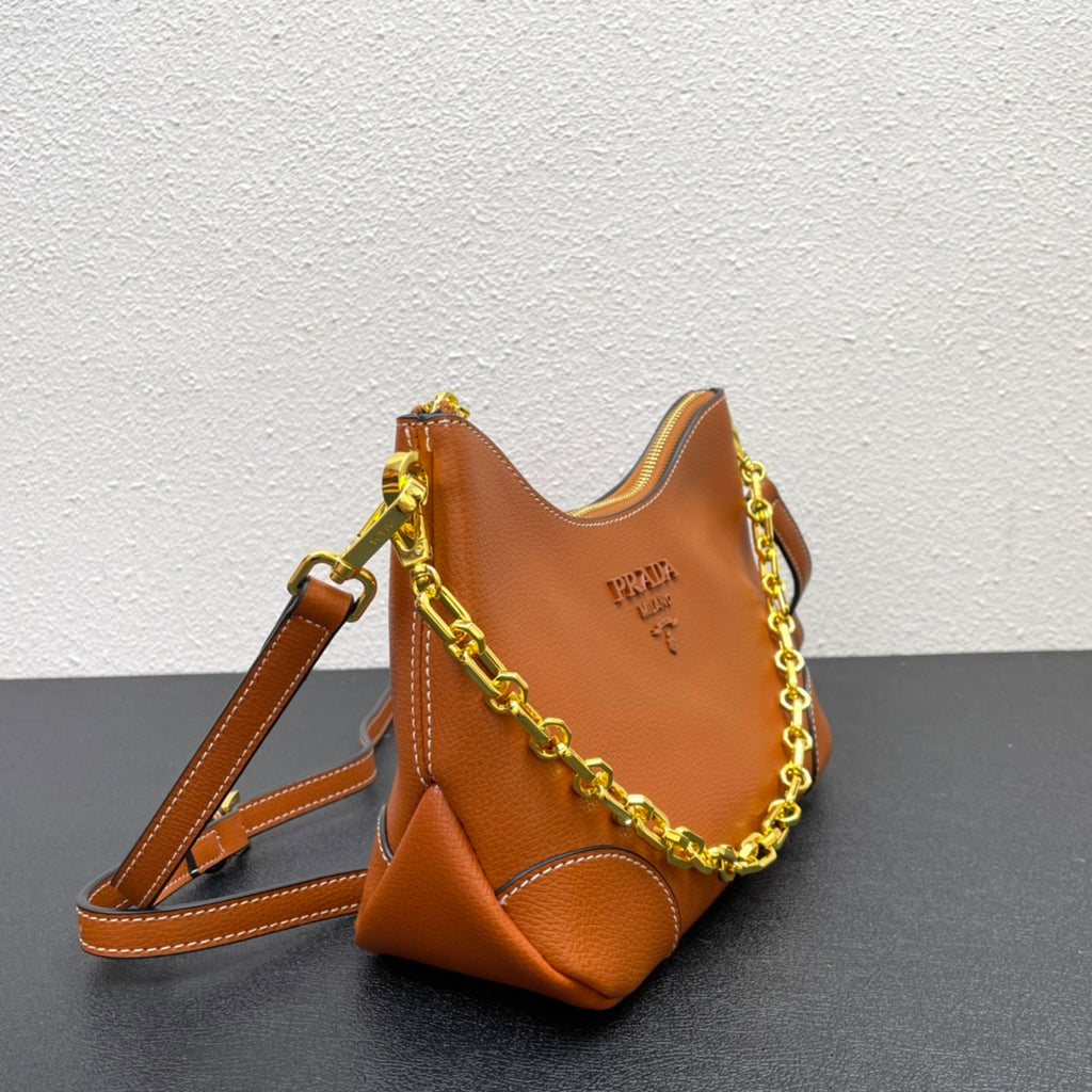 Premium Croissant-Style Shoulder Bag | New Arrival
