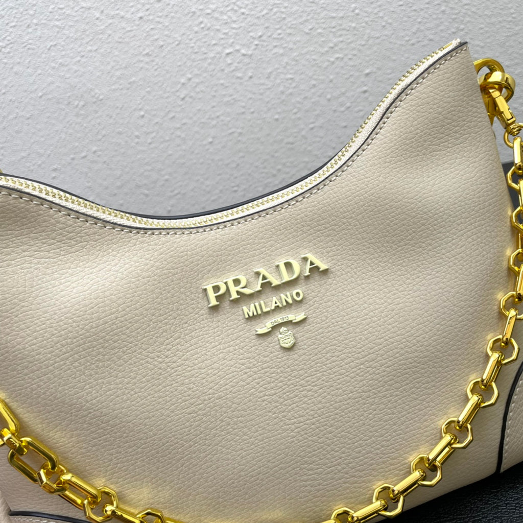 Premium Croissant-Style Shoulder Bag | New Arrival