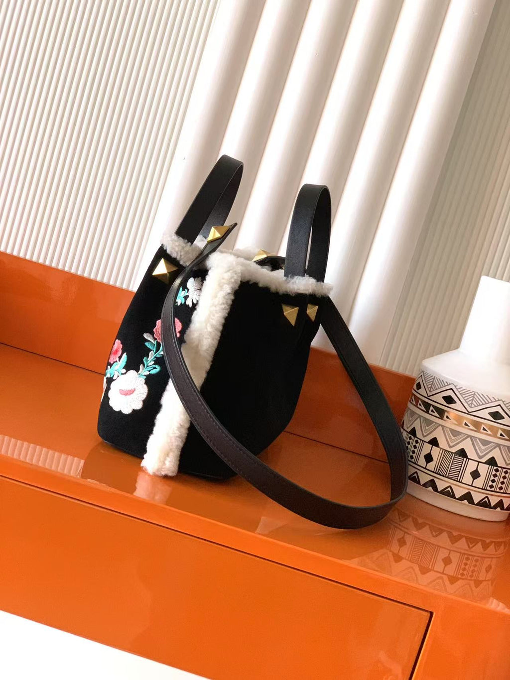 New Embroidered Leather Shopping Bag with Fur Details