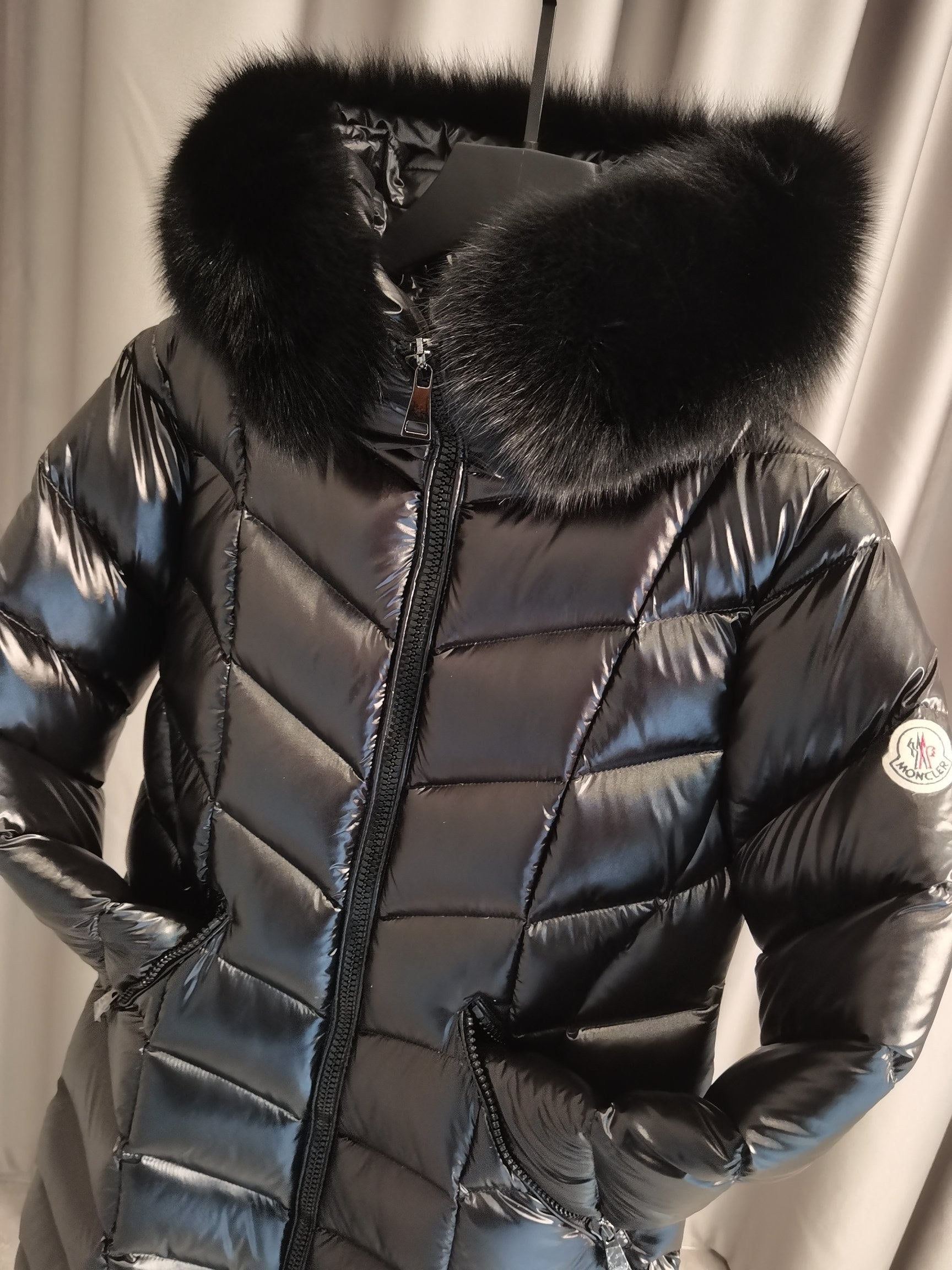 Long Hooded Glossy Down Coat – Premium Warmth & Frost-Fur Trim