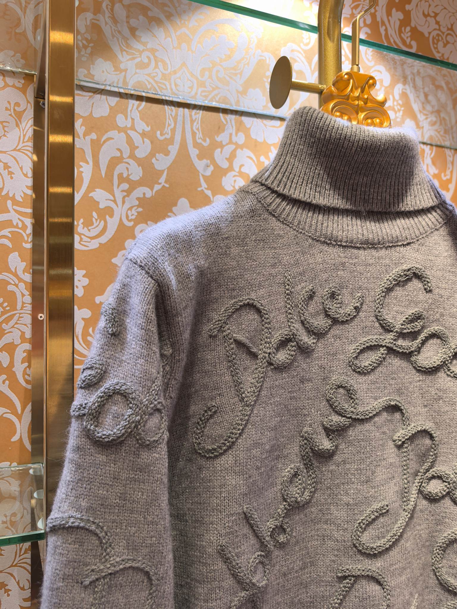 Premium Unisex High-Neck Wool Sweater – Fall/Winter Edition