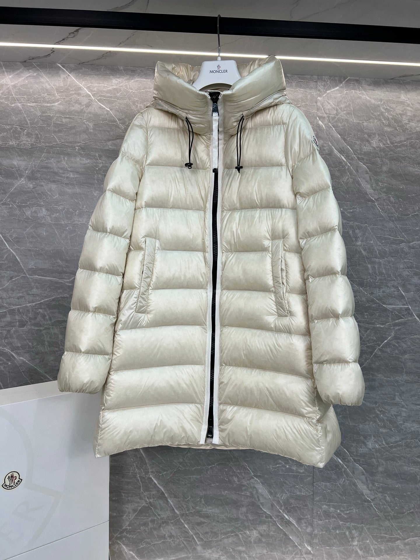 Women’s Mid-Length Hooded Down Jacket – A-Line Silhouette