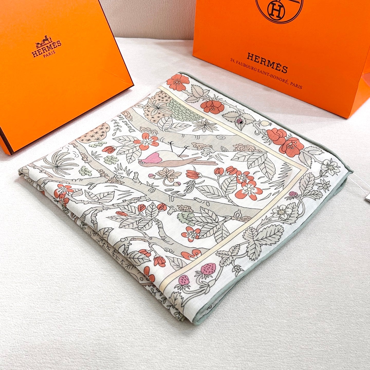 New Luxury Double-Sided Cashmere & Silk Square Scarf — 140×140cm
