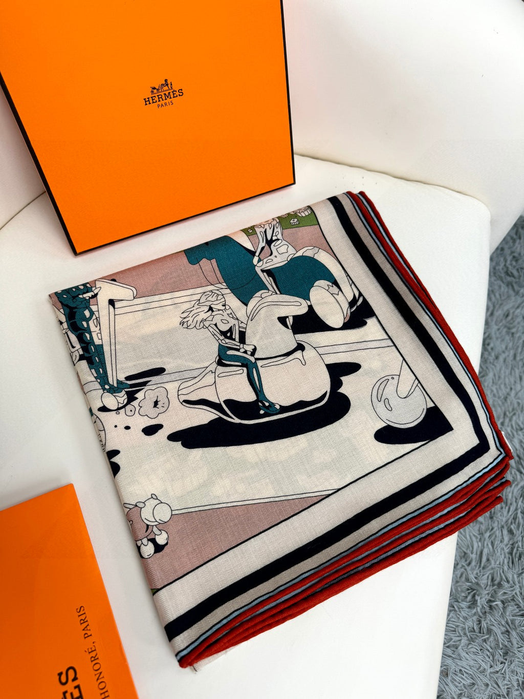 New Luxury Double-Sided Cashmere & Silk Square Scarf — 135 × 135 cm