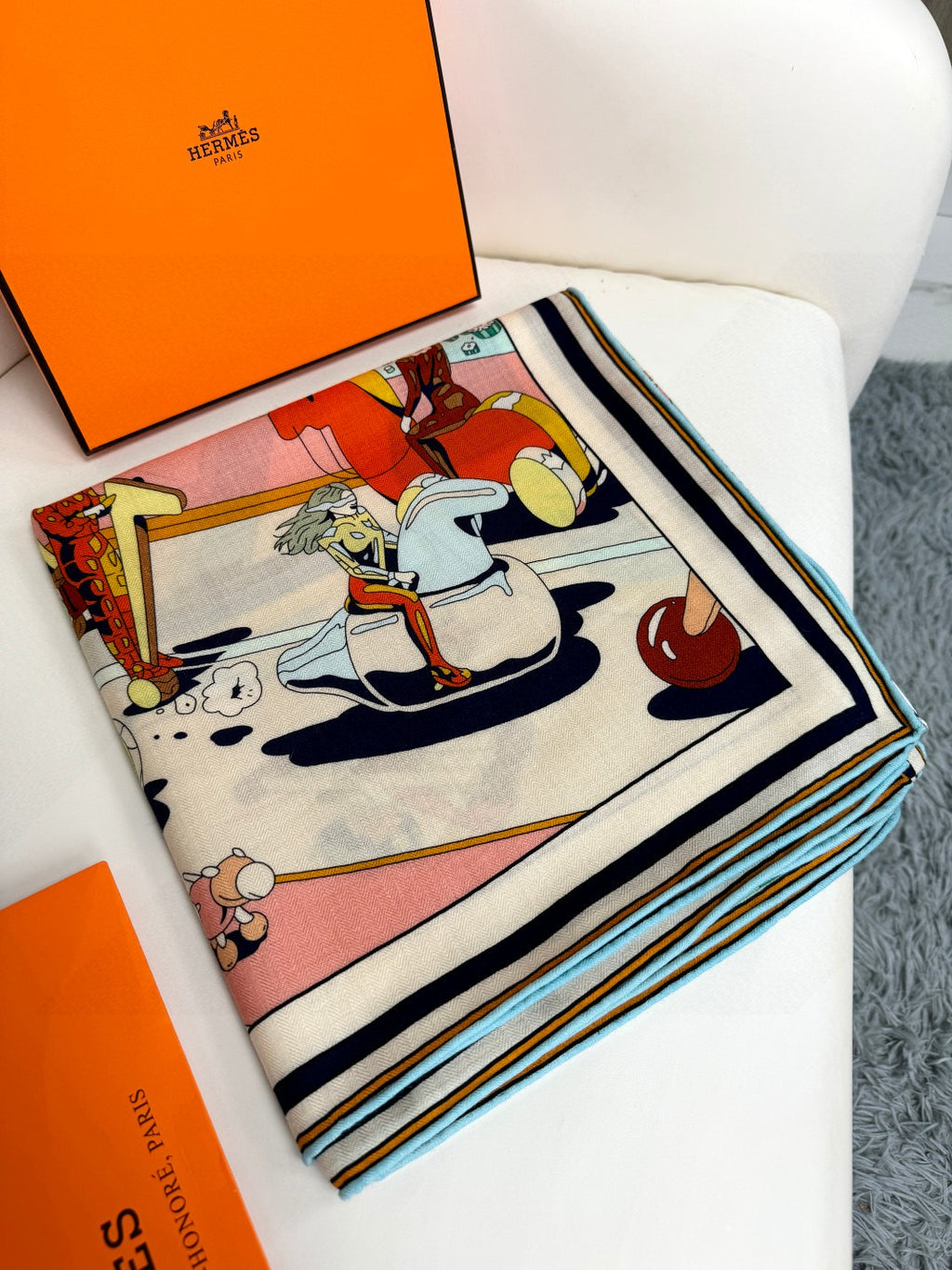 New Luxury Double-Sided Cashmere & Silk Square Scarf — 135 × 135 cm