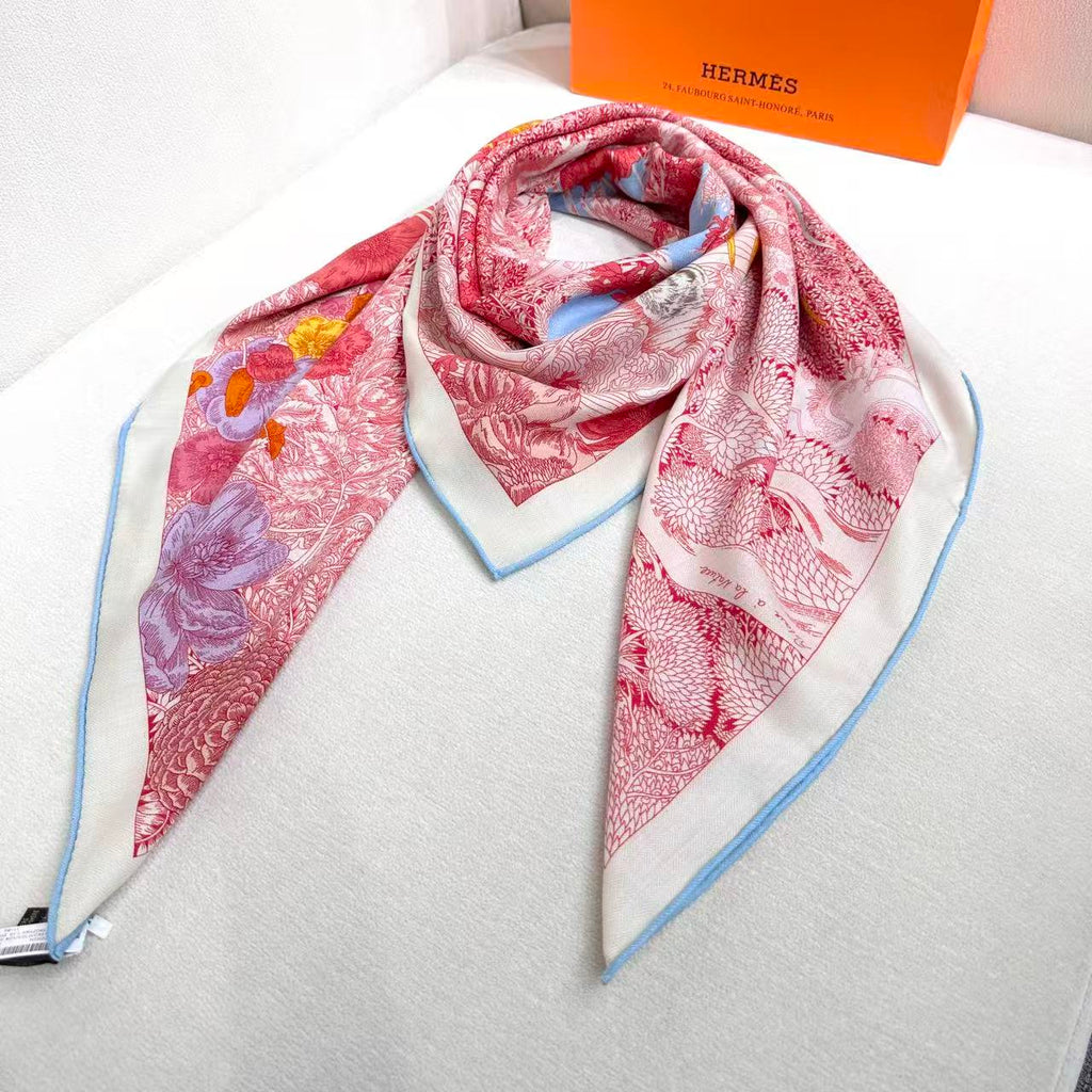 New Luxury Double-Sided Cashmere & Silk Square Scarf — 135 × 135 cm