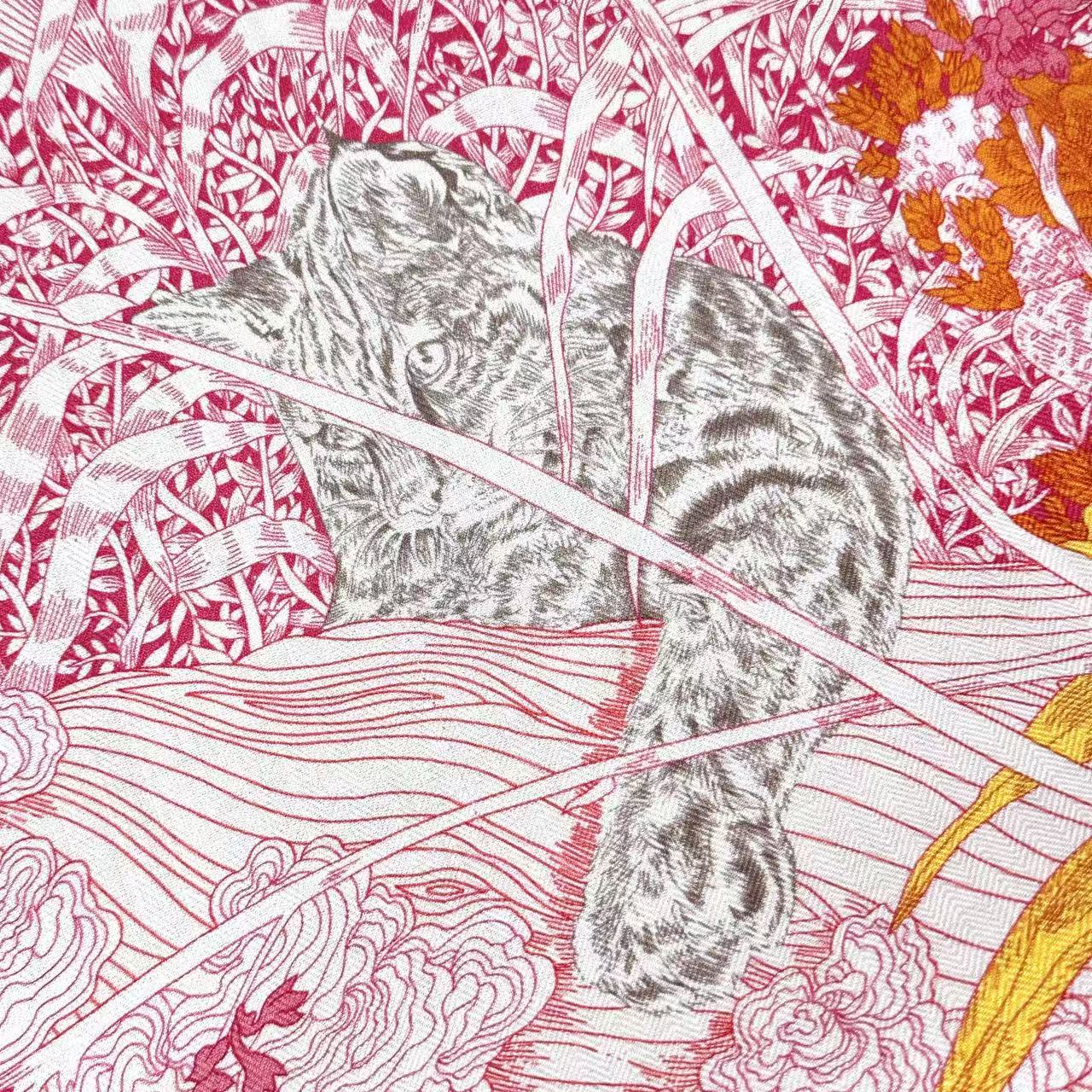 New Luxury Double-Sided Cashmere & Silk Square Scarf — 135 × 135 cm