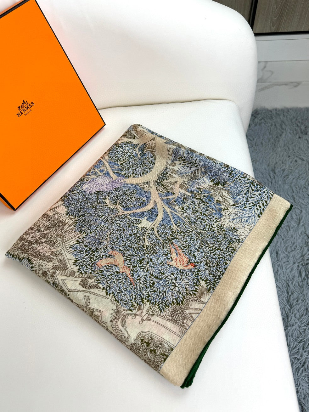 New Luxury Double-Sided Cashmere & Silk Square Scarf — 135 × 135 cm