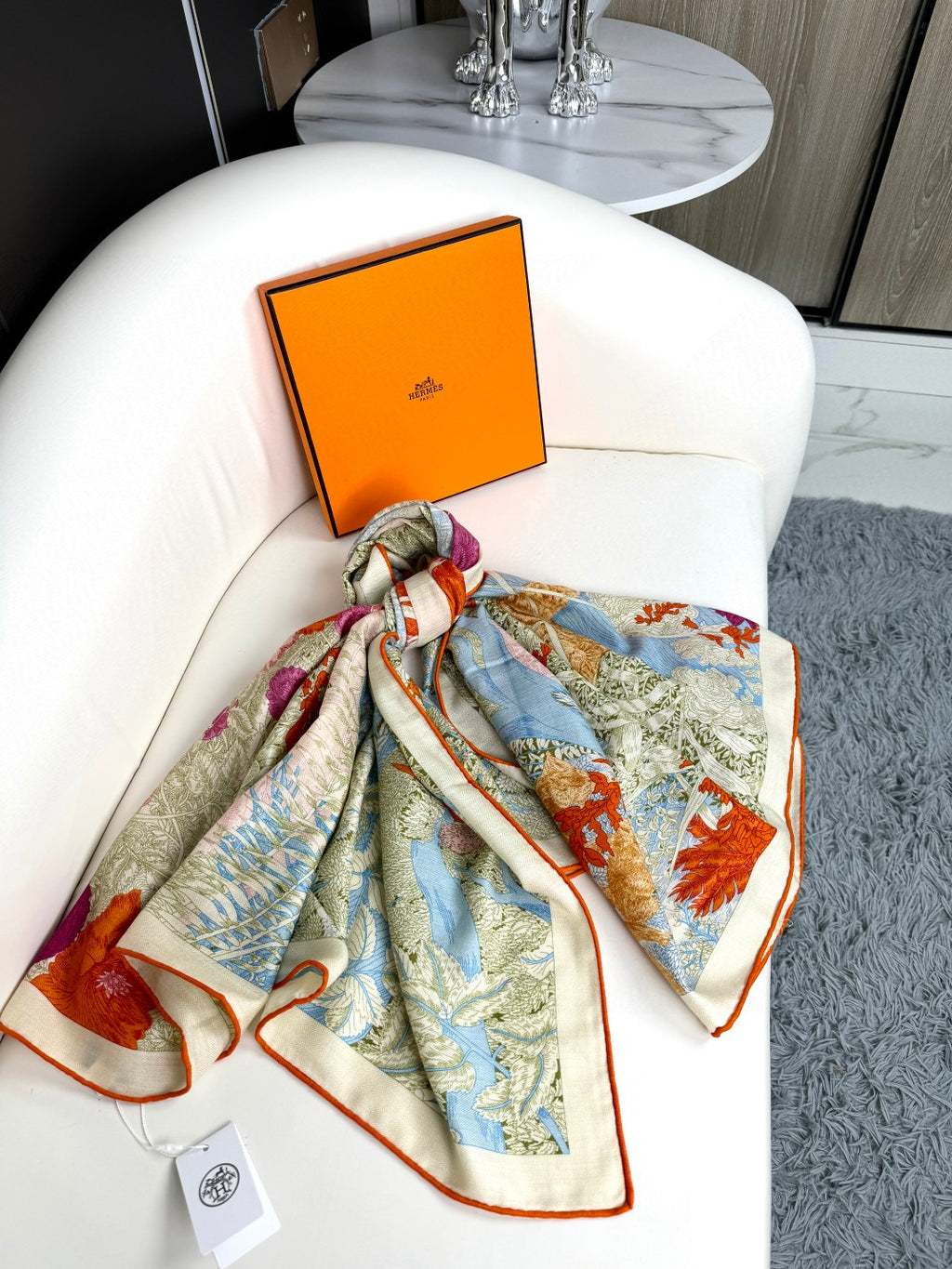 New Luxury Double-Sided Cashmere & Silk Square Scarf — 135 × 135 cm