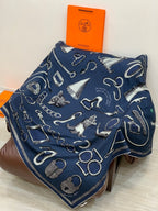 New Luxury Double-Sided Cashmere & Silk Square Scarf — 135 × 135 cm (Copy)