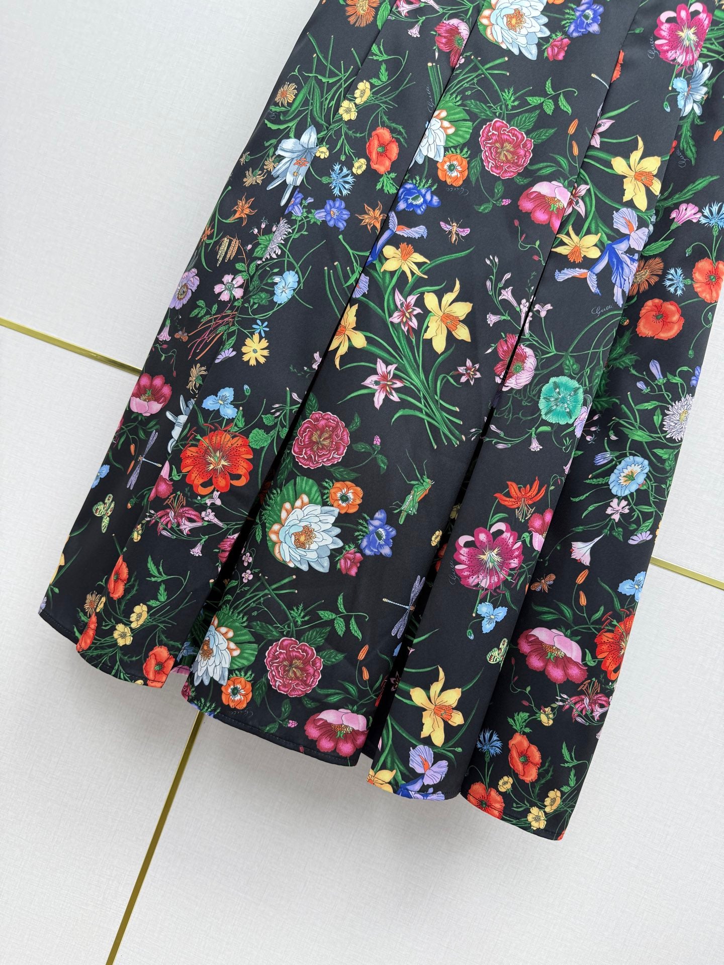 Early Spring Pleated Floral Skirt