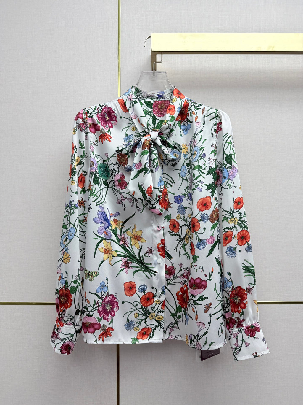 Early Spring Long-Sleeve Floral Shirt