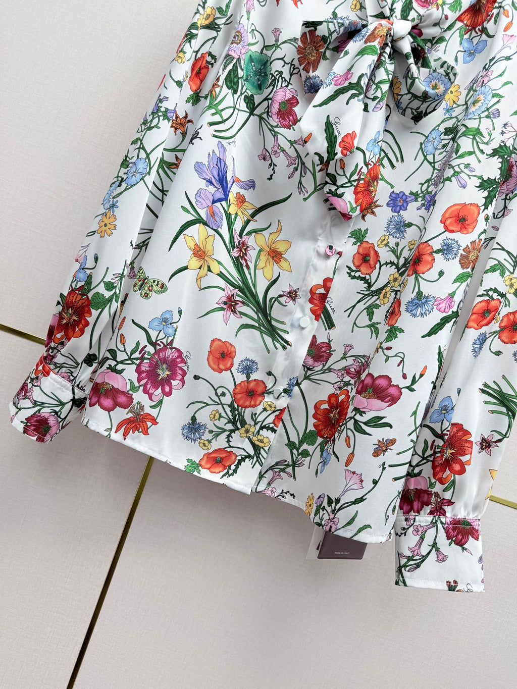 Early Spring Long-Sleeve Floral Shirt