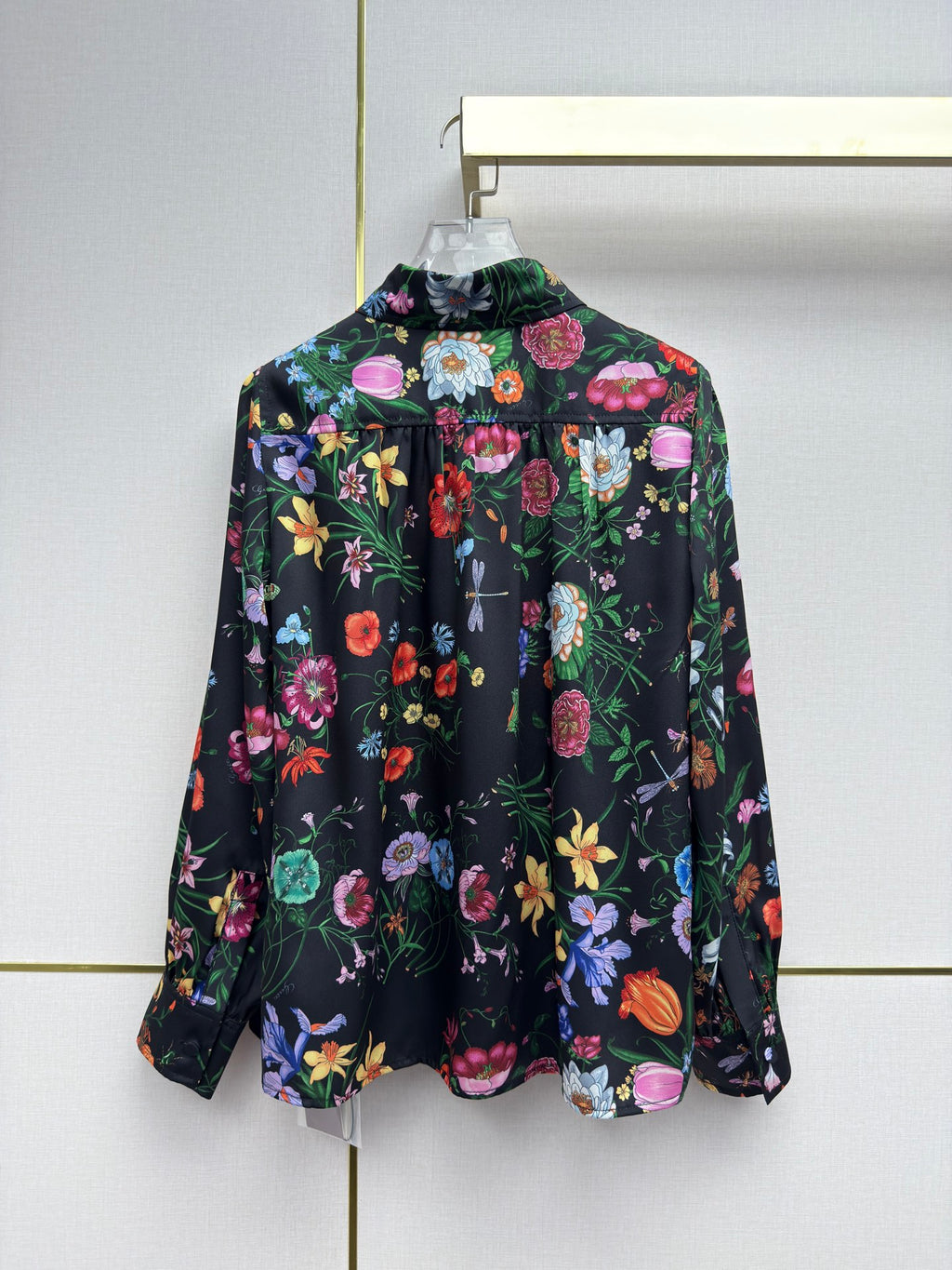 Early Spring Long-Sleeve Floral Shirt