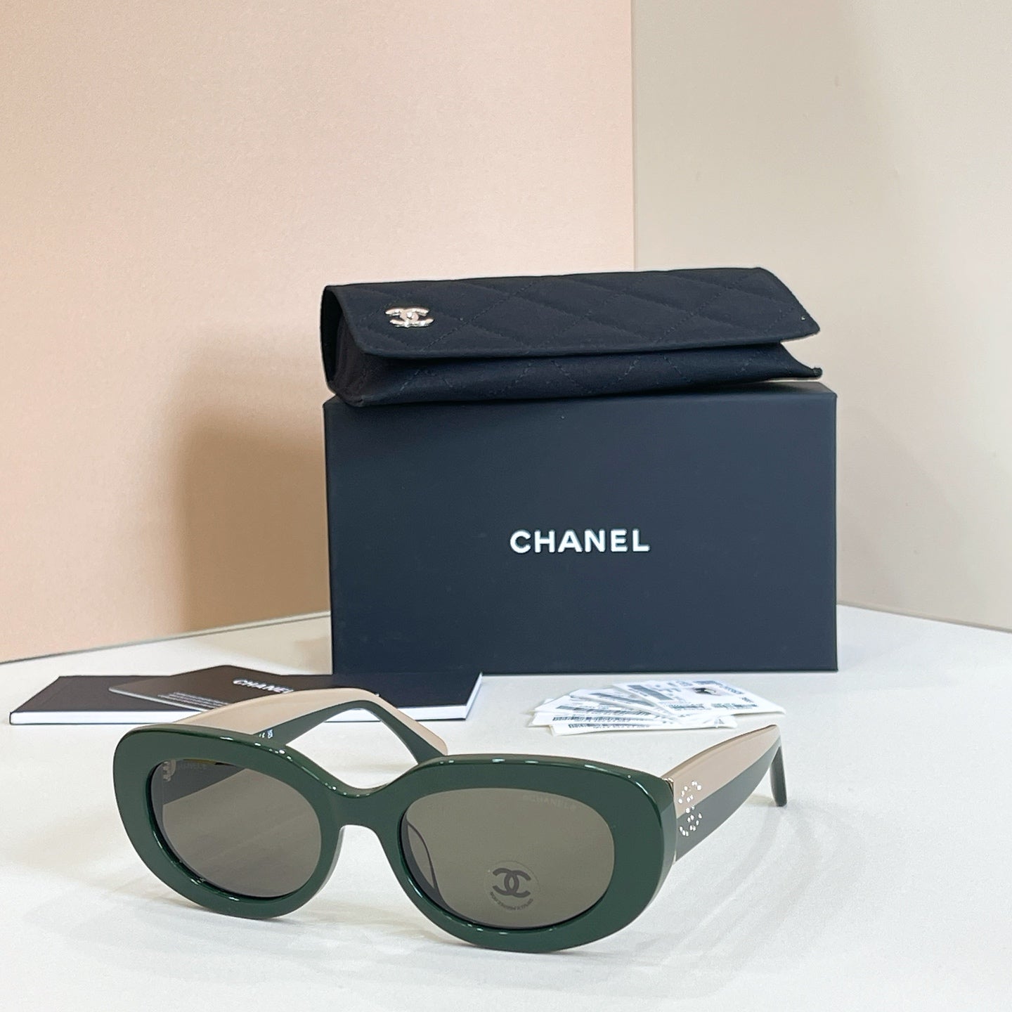 Top Quality Sunglasses – Model CH5562B
