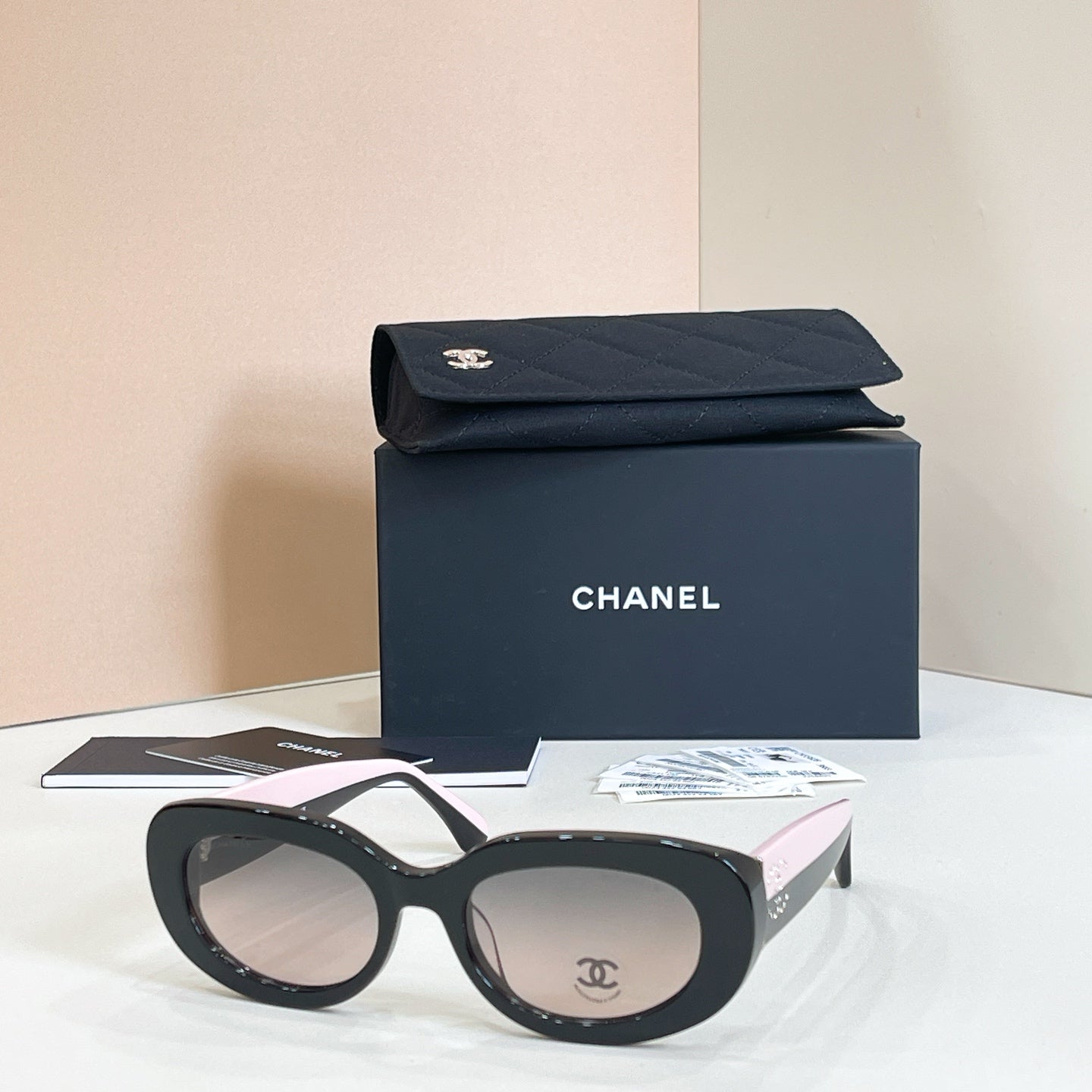 Top Quality Sunglasses – Model CH5562B