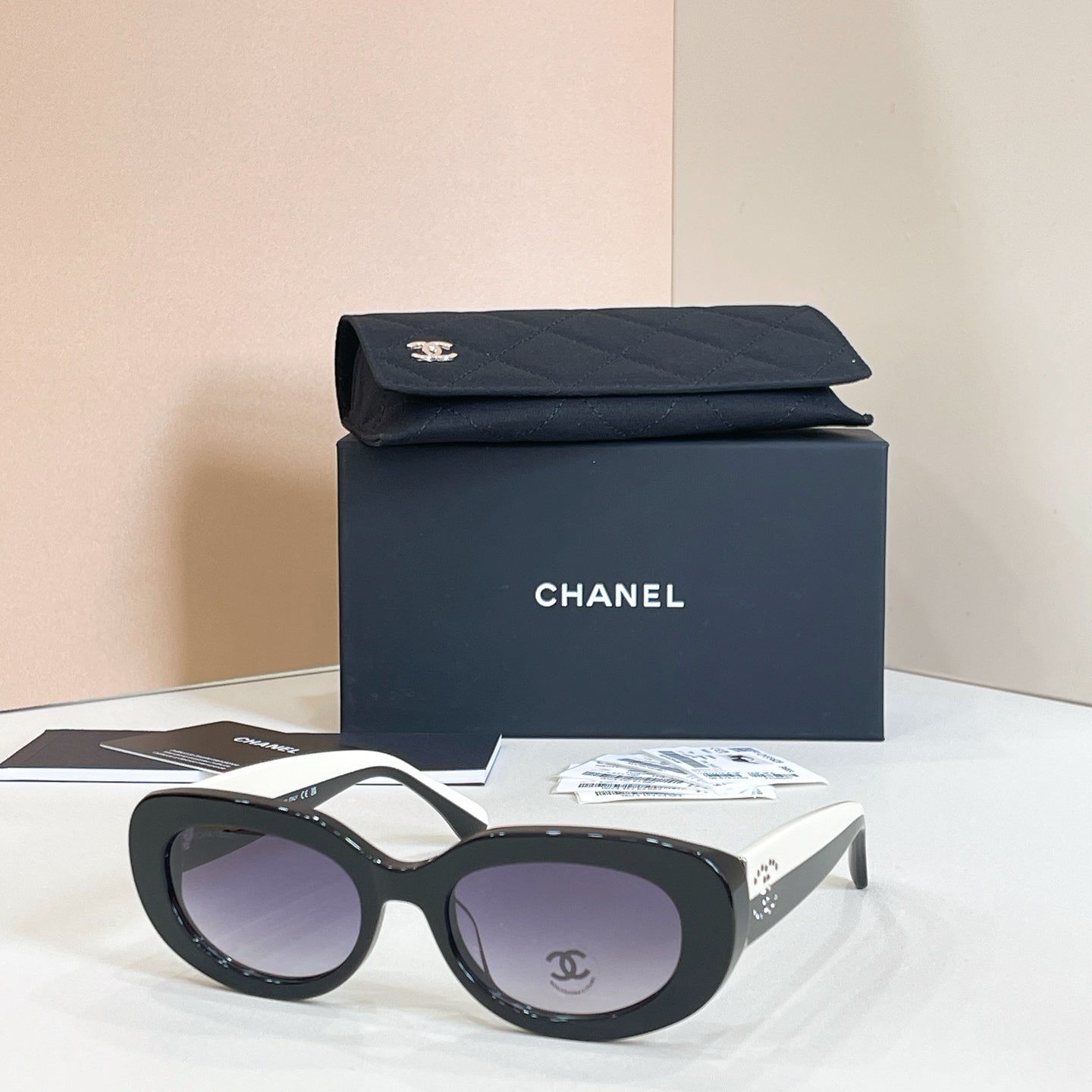 Top Quality Sunglasses – Model CH5562B