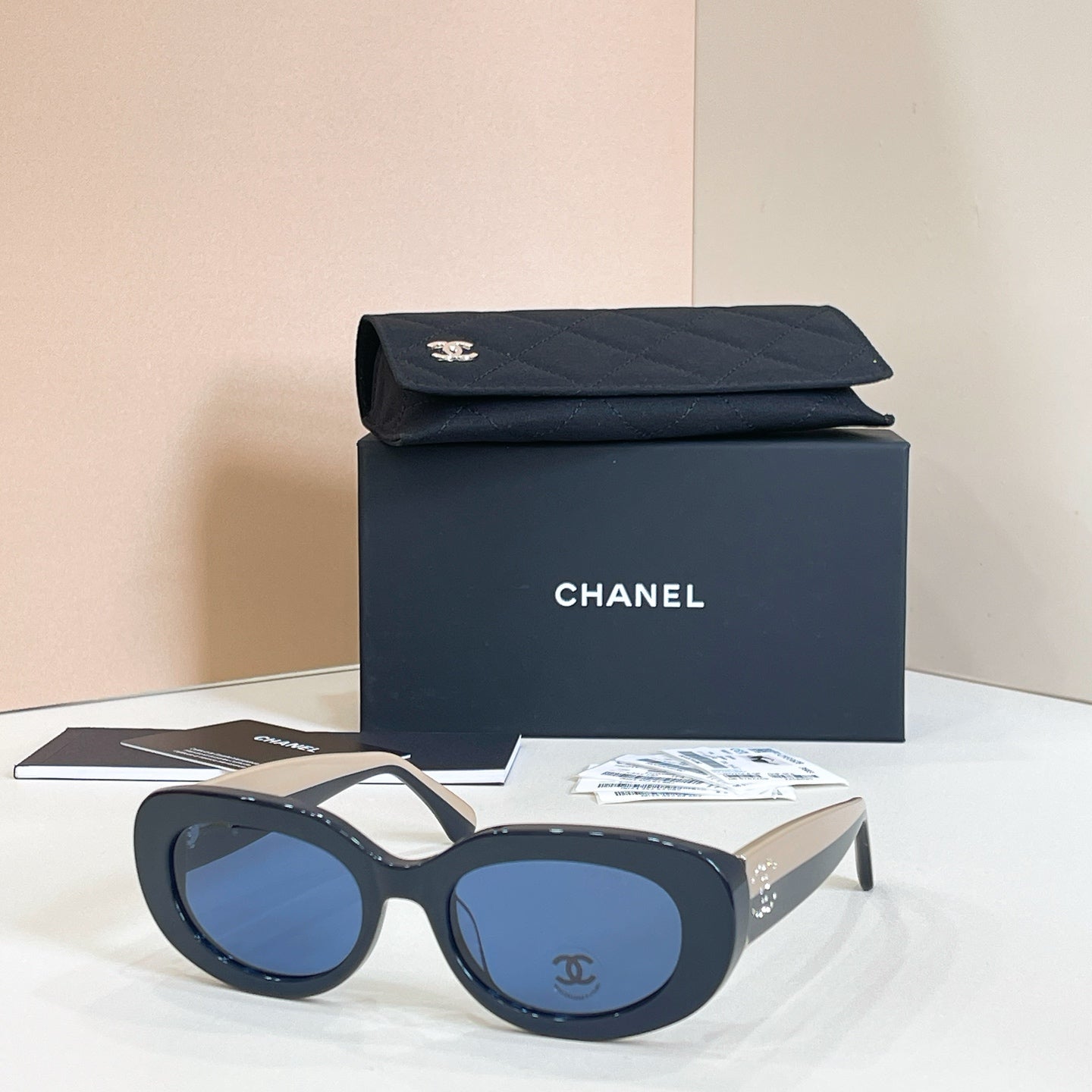 Top Quality Sunglasses – Model CH5562B