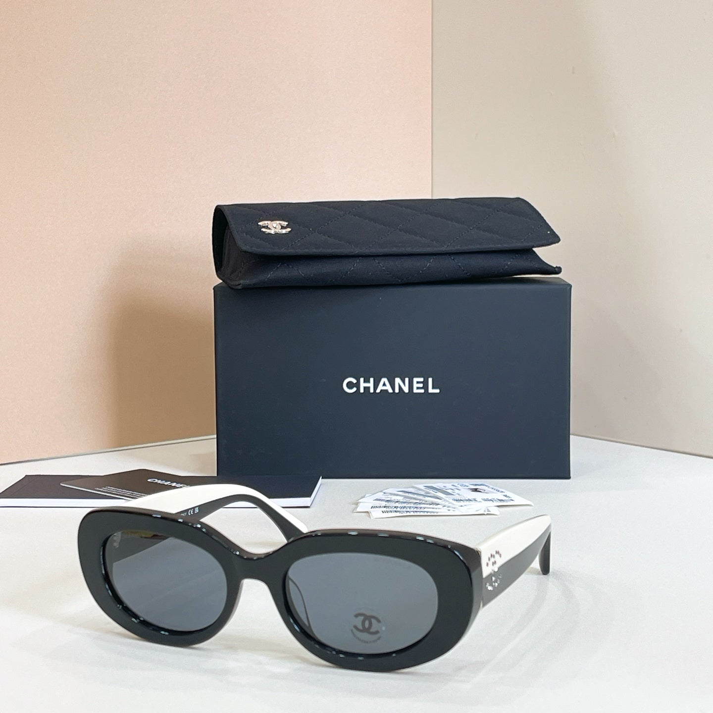 Top Quality Sunglasses – Model CH5562B
