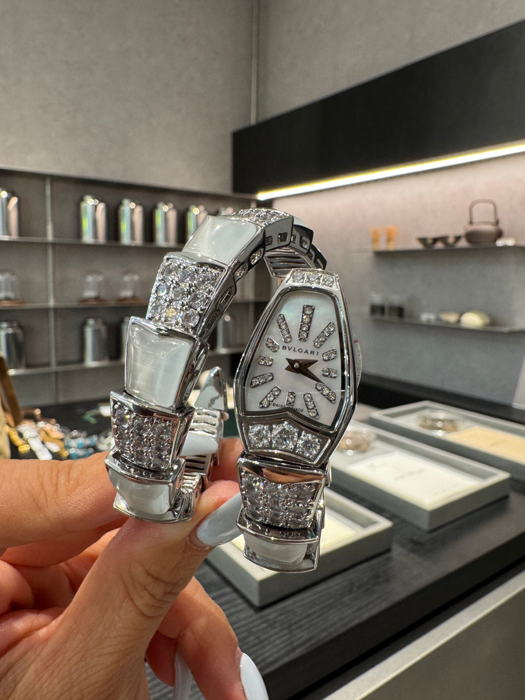 Premium Quality Jewelry Watch – Serpenti Style