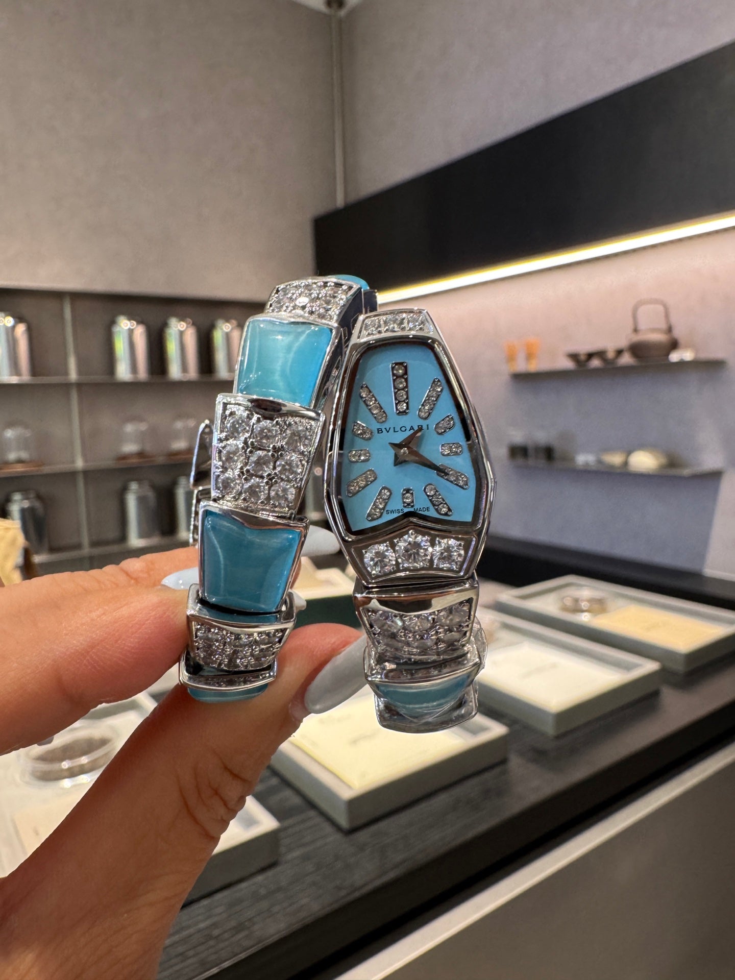 Premium Quality Jewelry Watch – Serpenti Style