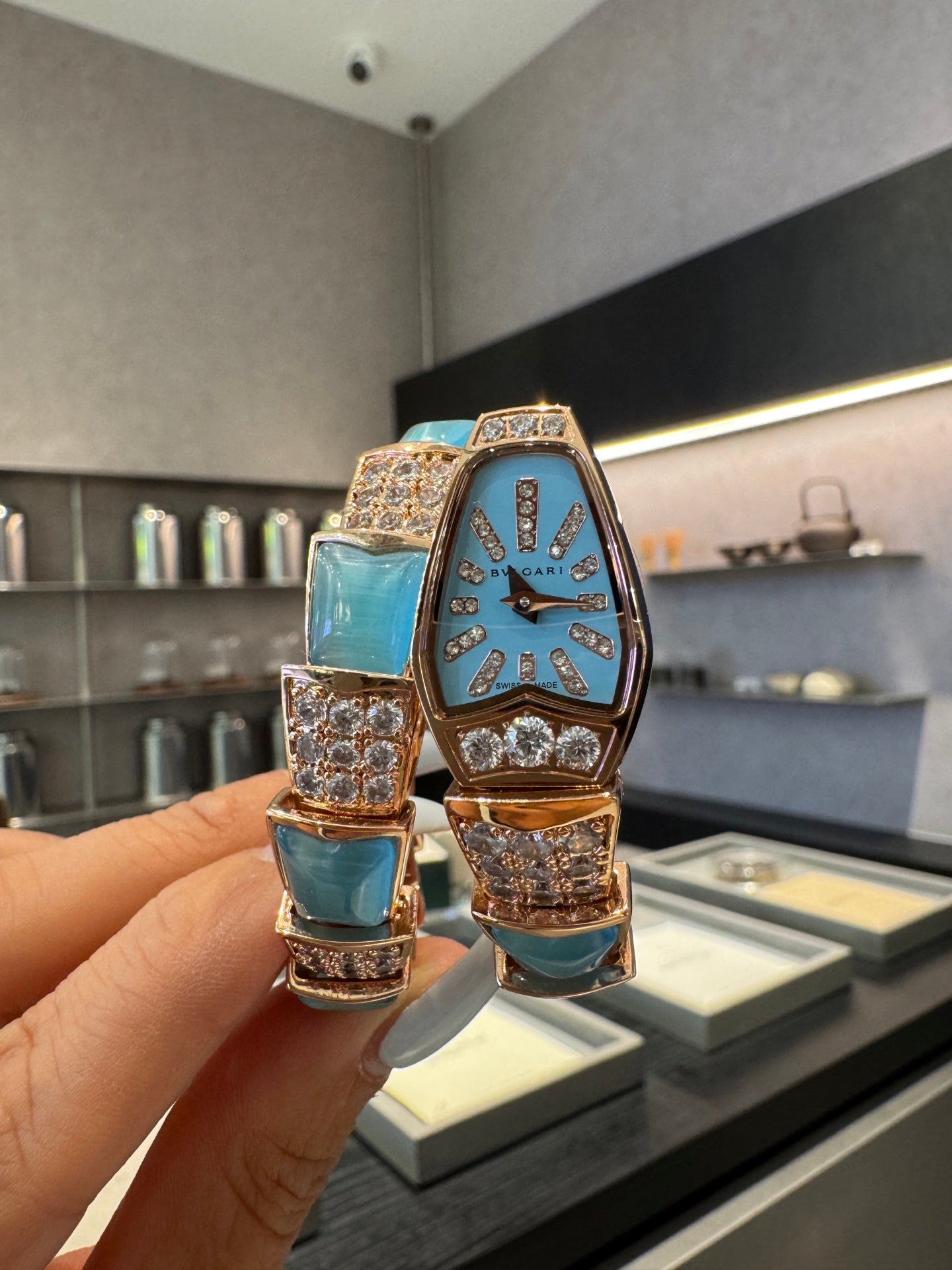 Premium Quality Jewelry Watch – Serpenti Style