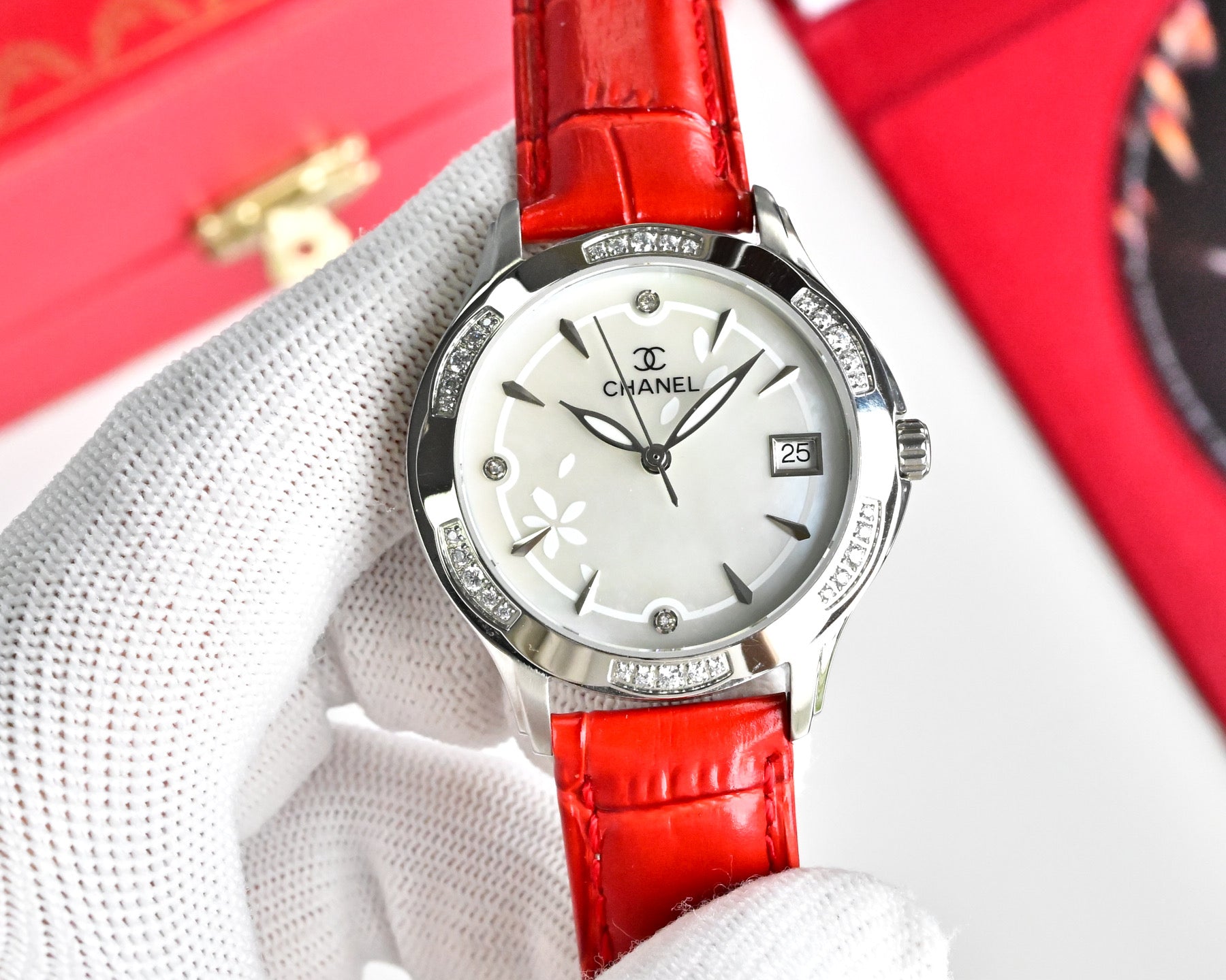 Top Quality Women’s Watch – Elegant Ceramic Edition