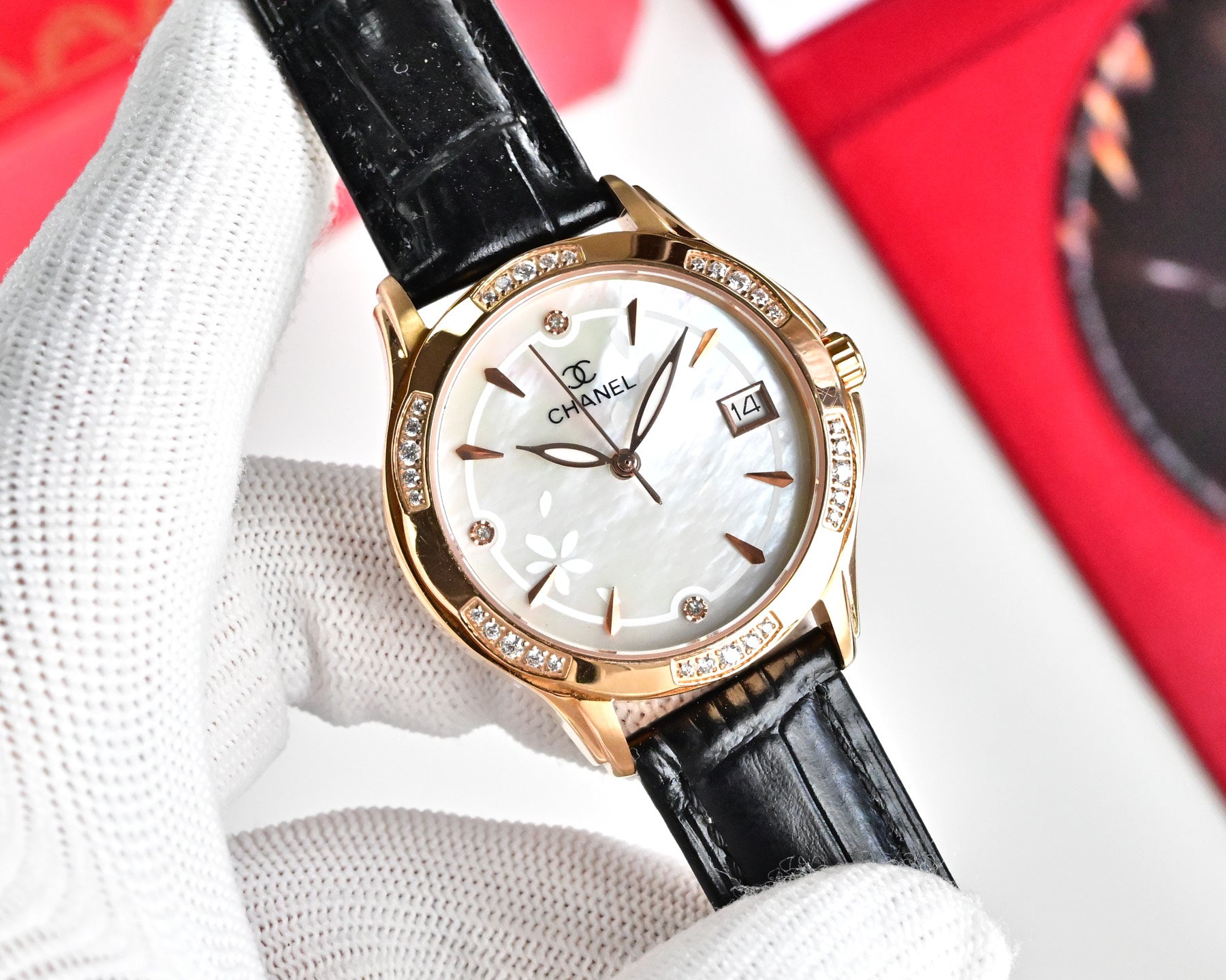Top Quality Women’s Watch – Elegant Ceramic Edition