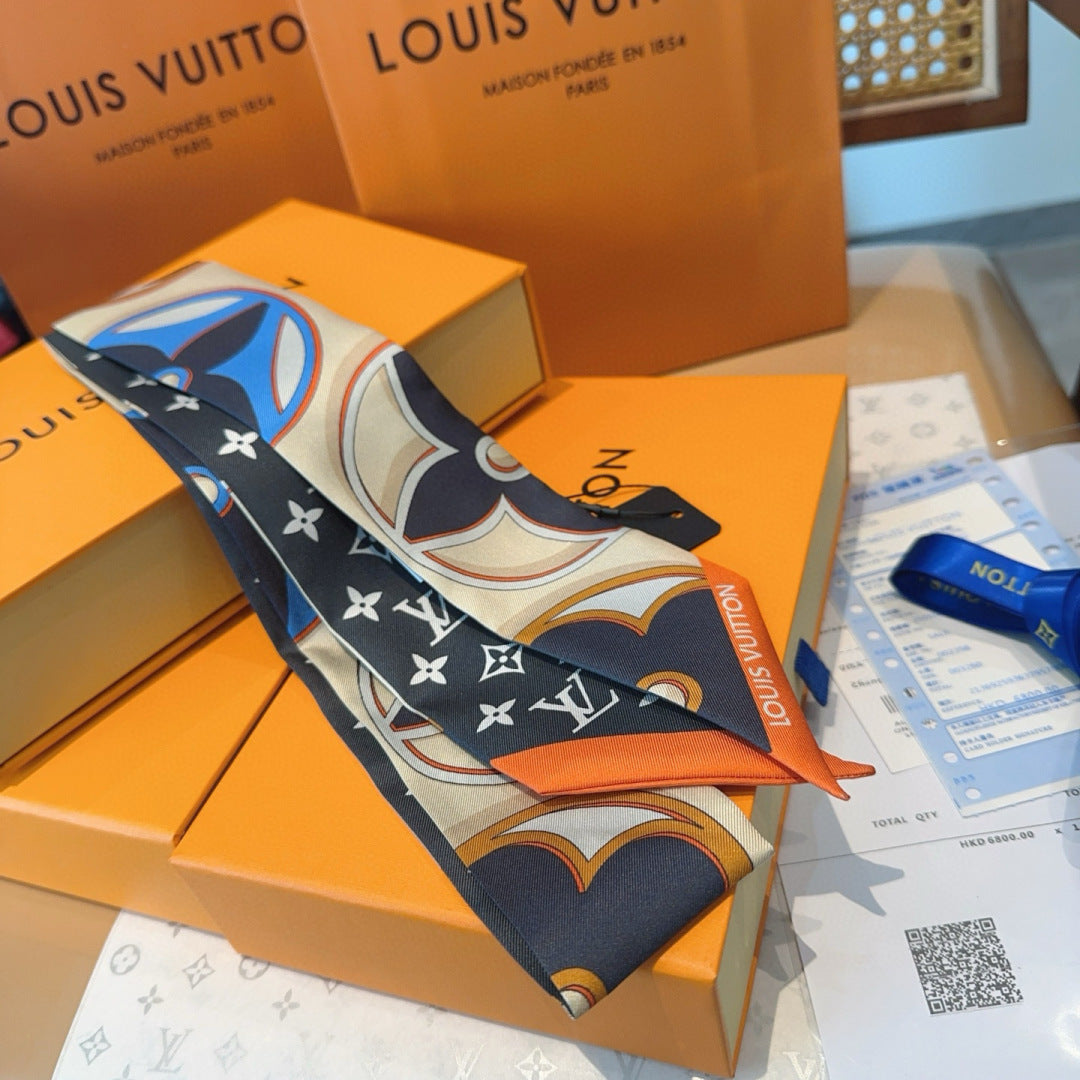 Premium Silk Twilly Scarf – Black & White Floral