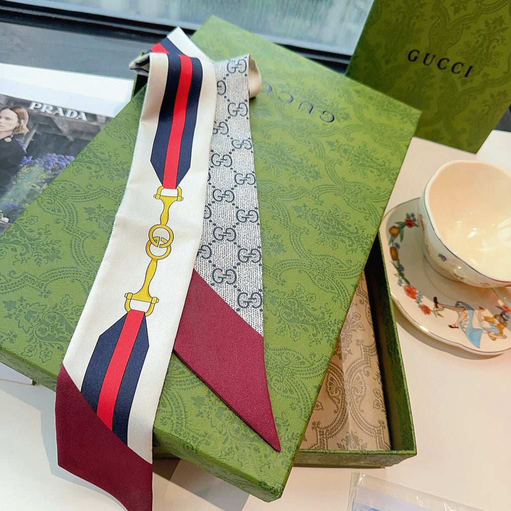 Premium Silk Twilly Scarf – Classic Letter Pattern