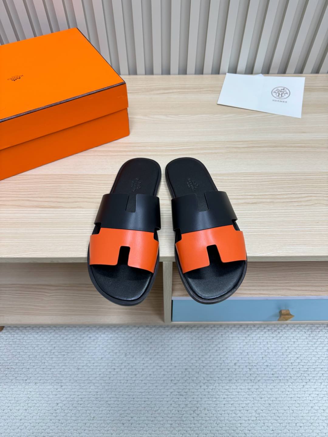 Classic H Slide Sandals – Leather Flat Slides