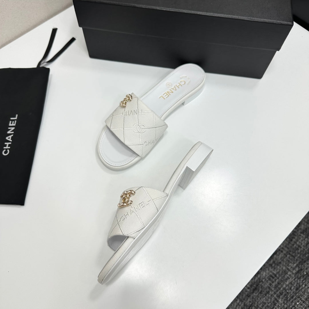 Denim Platform Sandals – Spring/Summer 2026