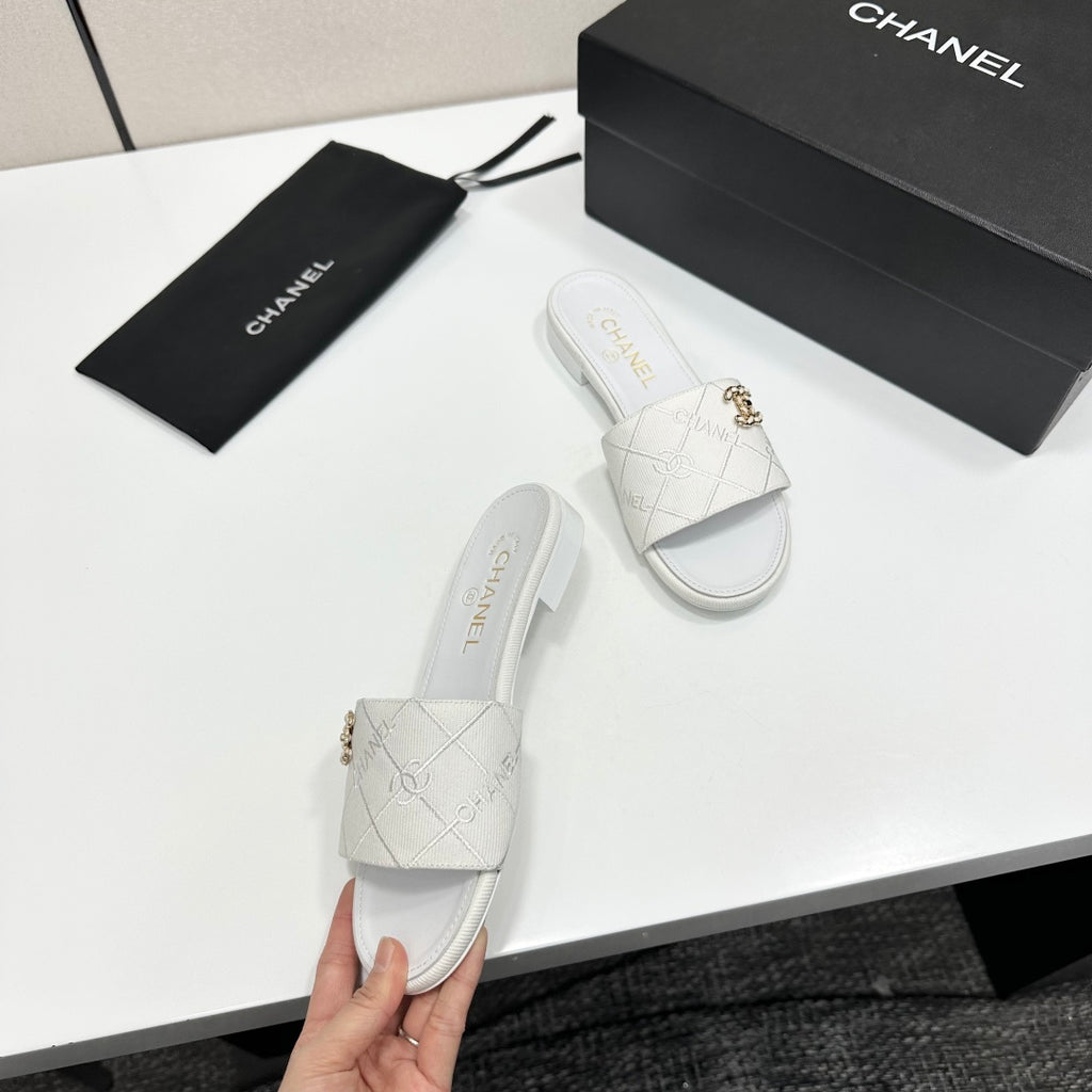 Denim Platform Sandals – Spring/Summer 2026