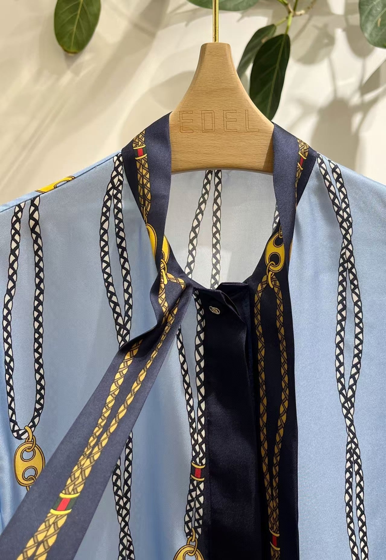 🆕 26SS Chain Print Silk Shirt 🌸 (Premium Quality )