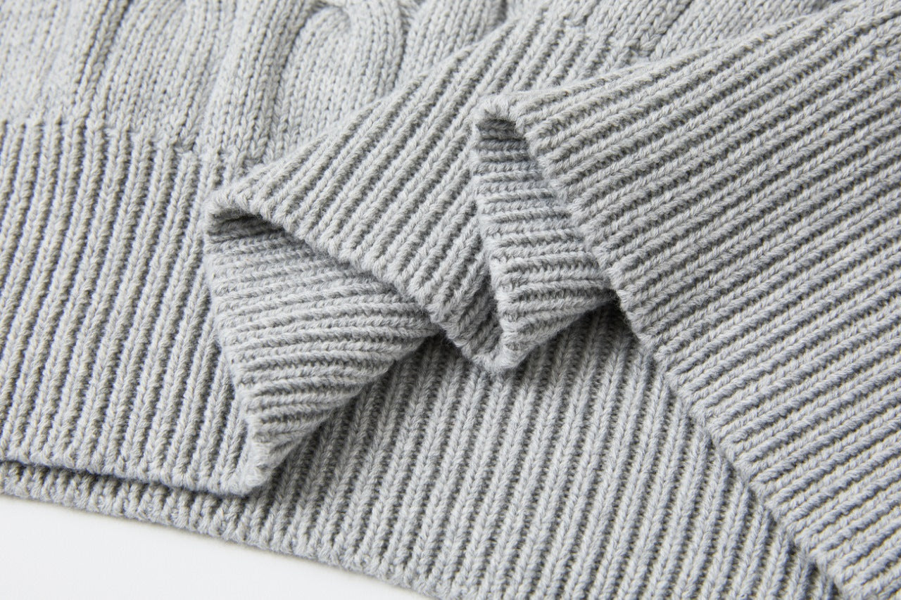 Cable Knit Embroidered P T-Shirt