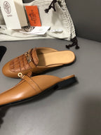 Premium Quality – Classic Kelly-Inspired Half Slides