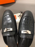 Premium Quality – Classic Kelly-Inspired Half Slides