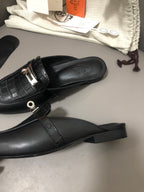 Premium Quality – Classic Kelly-Inspired Half Slides