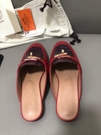 Premium Quality – Classic Kelly-Inspired Half Slides