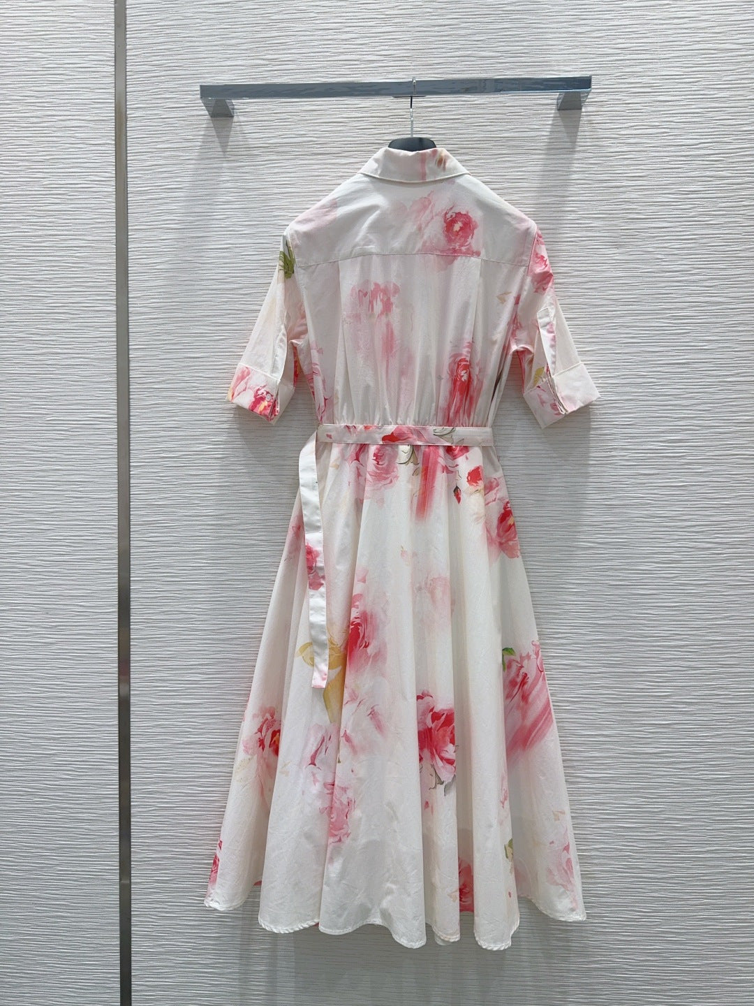 D - Elegant Printed Shirt Dress