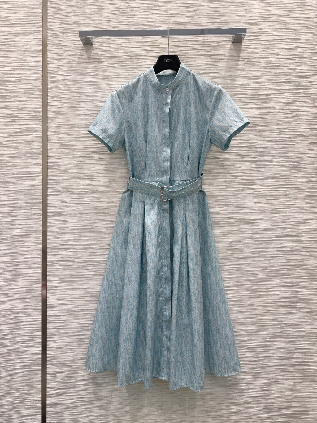 D - Classic Elegant Dress