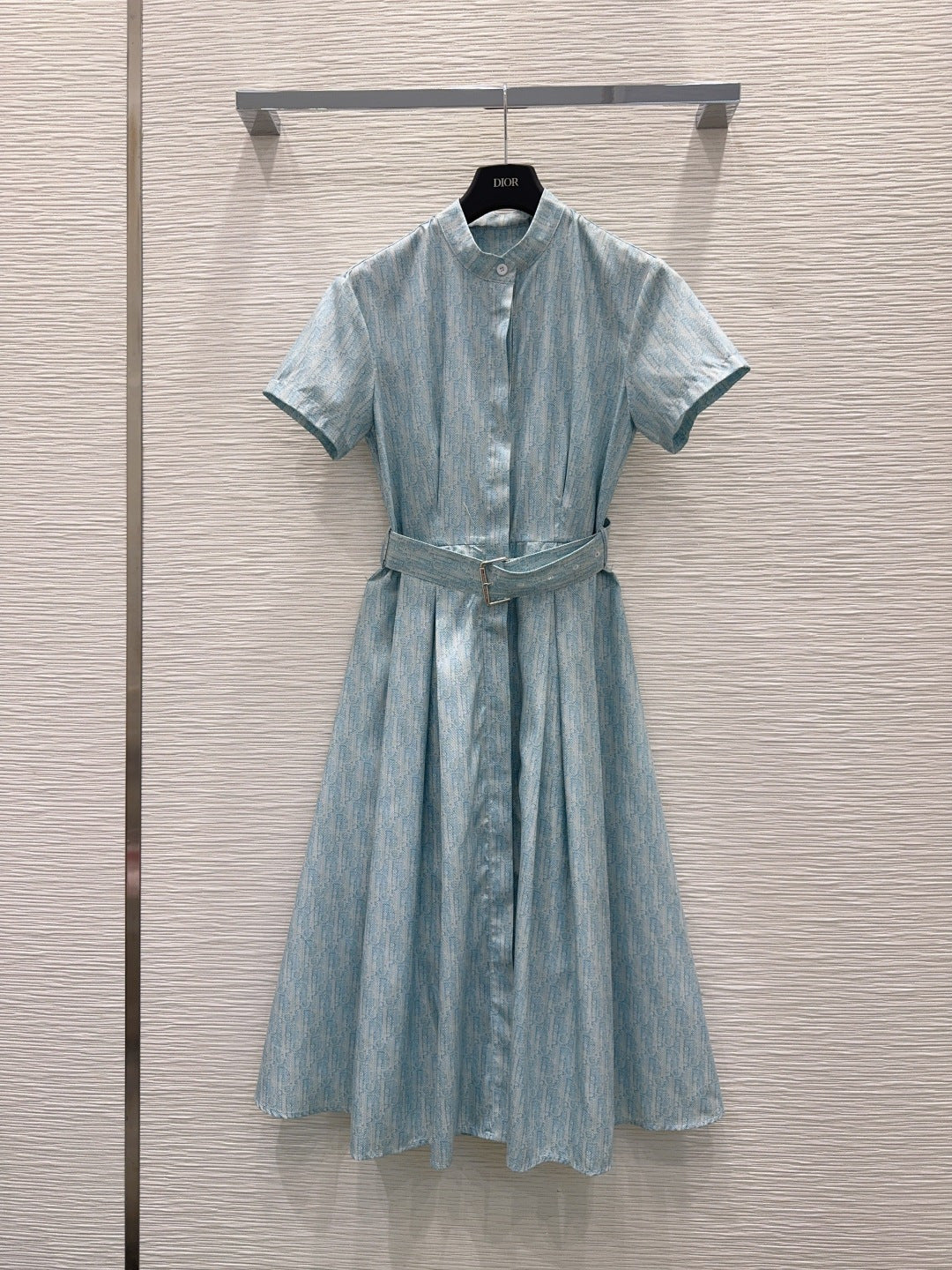 D - Classic Elegant Dress