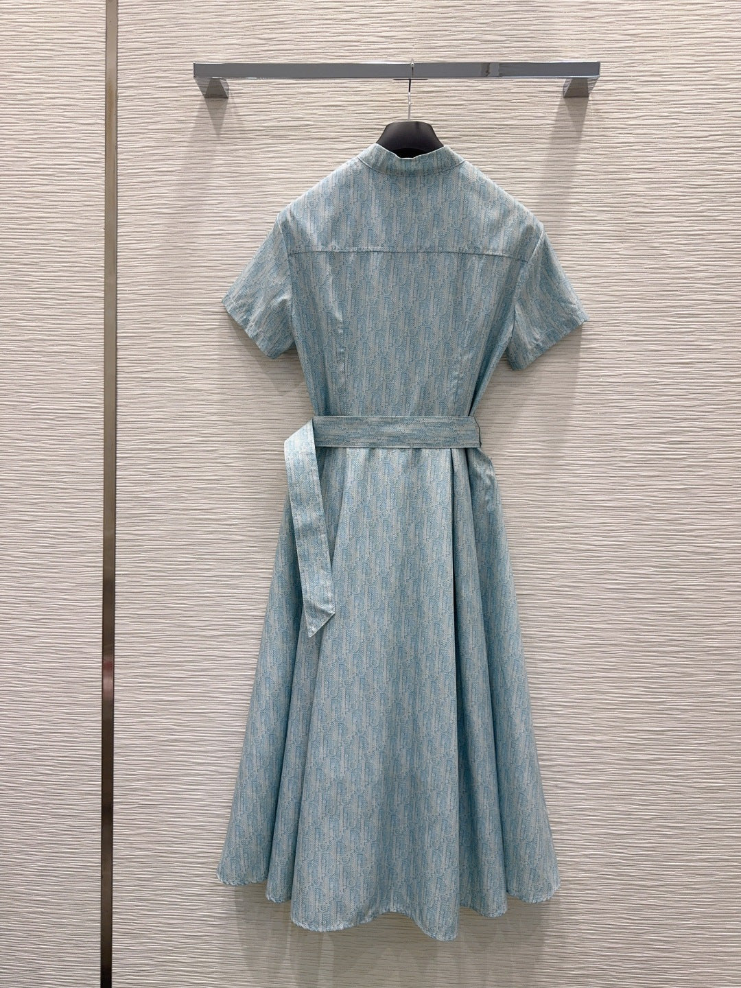 D - Classic Elegant Dress