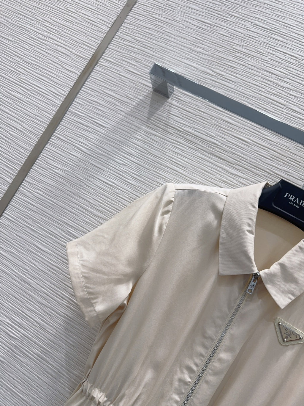 P - Elegant Classic Dress