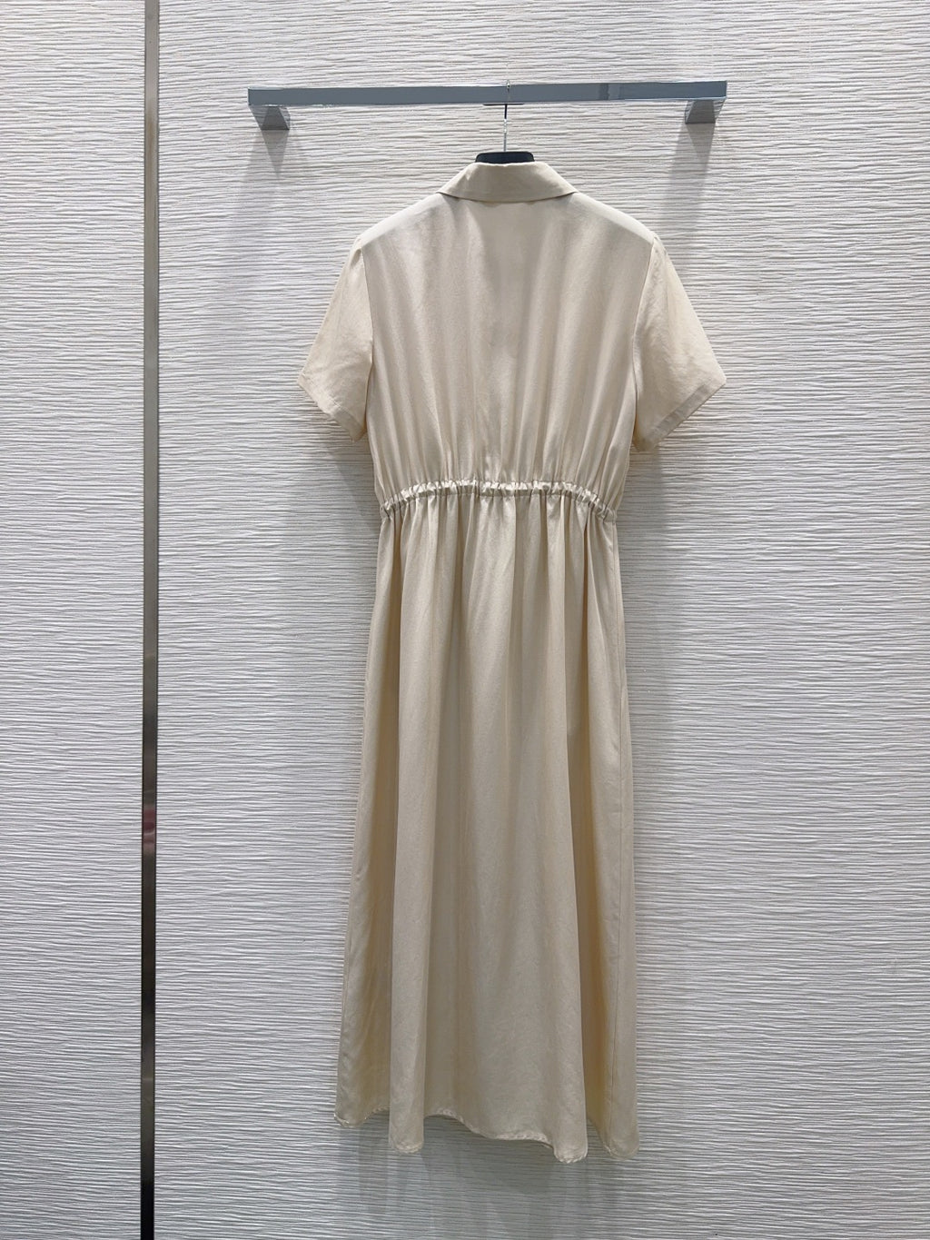 P - Elegant Classic Dress