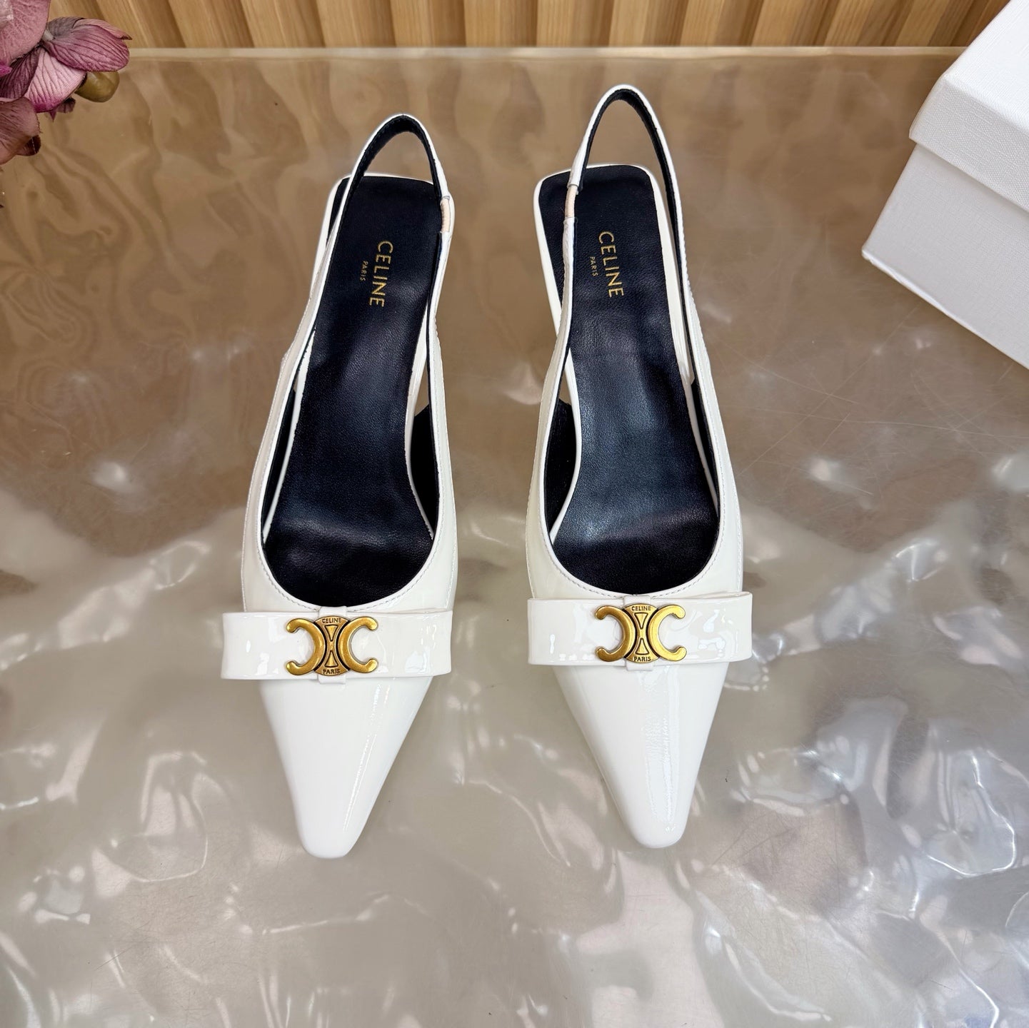 Triomphe Pointed Toe Kitten Heels